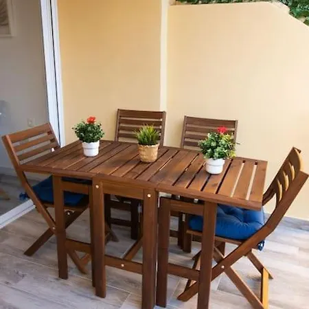 Enjoy La Carihuela At 4 Min.terrace & Pool. *