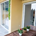 Enjoy La Carihuela At 4 Min.terrace & Pool. Apartmán Torremolinos