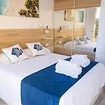 Enjoy La Carihuela At 4 Min.terrace & Pool. Daire *