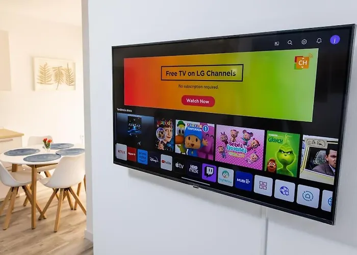 Enjoy La Carihuela At 4 Min.terrace & Pool. Apartment